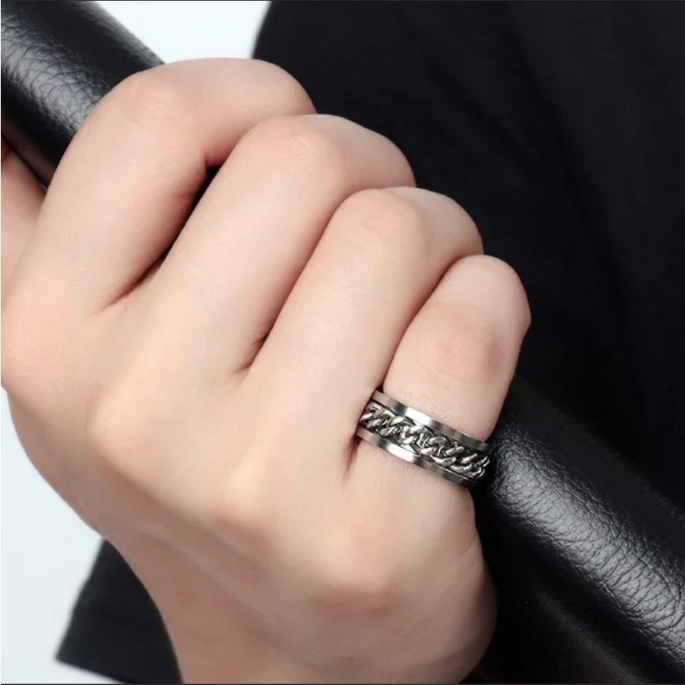 Unisex Silver Spinning Chain Ring NWT